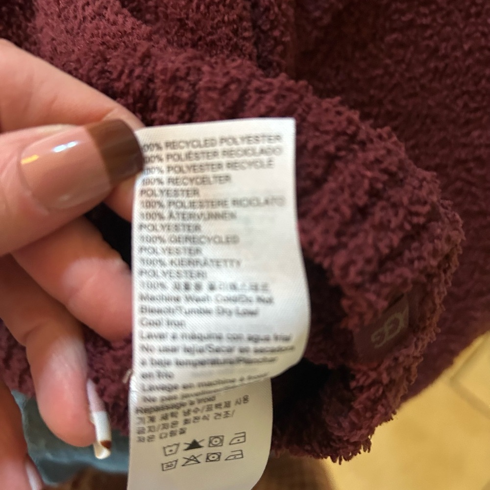 Ugg Oversized Novalie Slouchy Sweater, size Medium, Like New - Picture 7 of 9